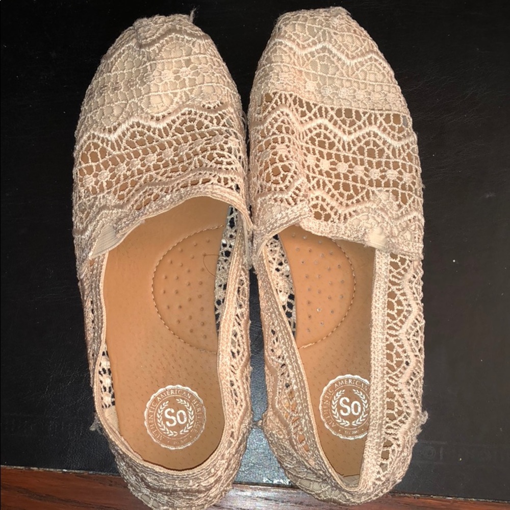 SO shoes white lace